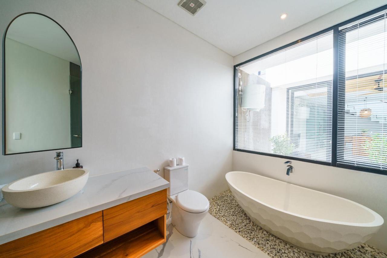 Villa Besso Padonan - Modern & Minimalist 2Br Villa In Canggu! Exteriör bild